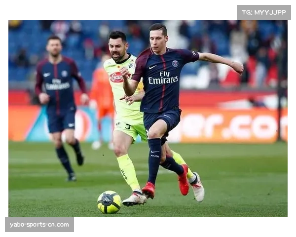 法甲赛季竞争激烈 尼斯与巴黎同积6分排名紧随其后争夺激烈